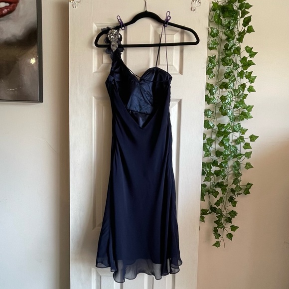 Navy Blue Faviana Sequin Accent One Shoulder Midi Dress Size 6 - Picture 4 of 11